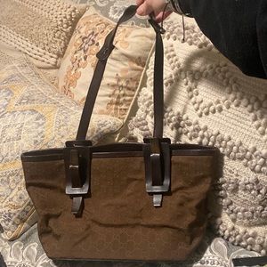 AUTHENTIC Gucci shoulder bag